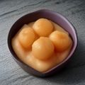 编辑赵语桐的头像，负责内容质量把关的资深编辑形象